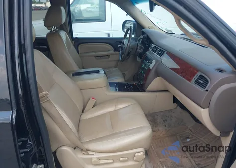 2014 Chevrolet Suburban 1500 Lt from USA, damaged, VIN 1GNSCJE09ER133932